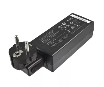 Stromadapter, Netzadapter Kaltgerätestecker C13 auf CEE 7/7 90° Schutzkontaktstecker