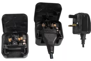 Power adapter EU socket to UK type G plug, 3A, screwed, black