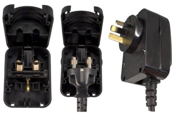 Stromadapter CEE 7/3 auf AUS Typ I Stecker, verschraubt, schwarz