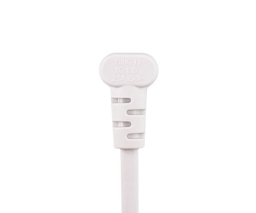 Eurostecker Typ C auf C7 90° unten, 0,75mm², VDE, weiß, Länge 2,00m