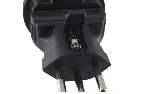 Stromadapter Schweiz CEE 7/3 Buchse auf CHE Typ J 10A 10A Sicherung, schwarz