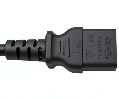 Cabo de rede Suíça tipo J (parcialmente isolado) para C13, 0,75mm², homologação: SEV, preto, comprimento 1,80m