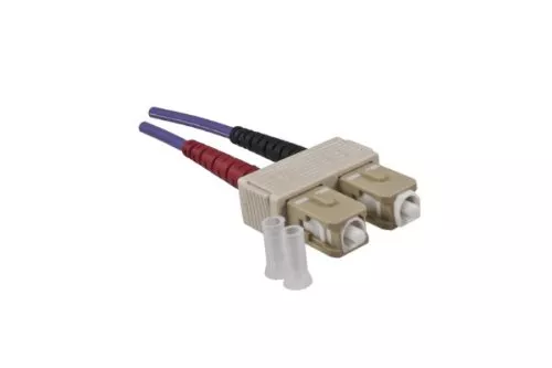 Cable de fibra óptica OM4, 50µ, conector SC / SC multimodo, eric violet, duplex, LSZH, 7m